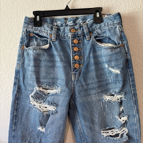 We The Free Blue Boyfriend Jeans Distressed Relaxed Fit - Picture 2 of 6